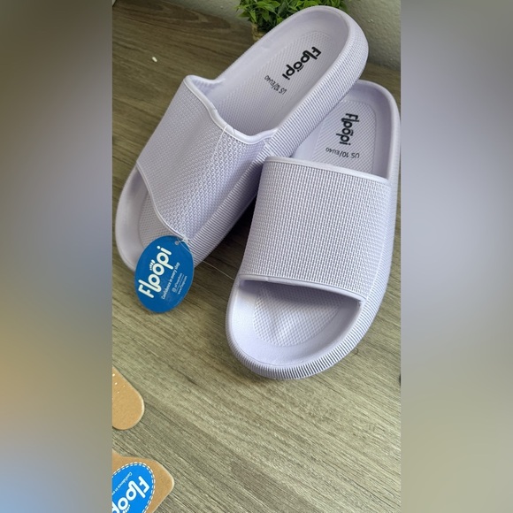Floopi Women's Slide Sandals - Picture 3 of 3